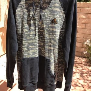 Active ride shop hoodie size medium